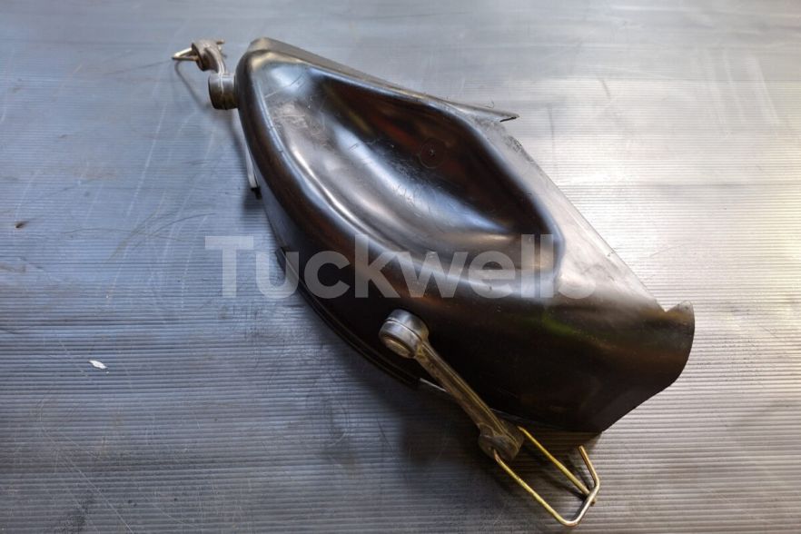 Mulch Cover (Deck Plug) (GX10234)