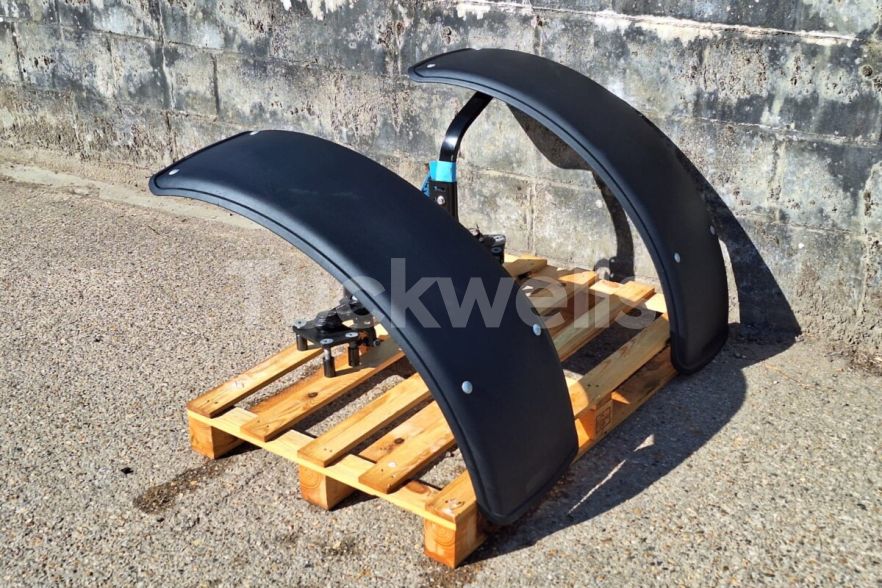 5075E Front Turnable Fenders