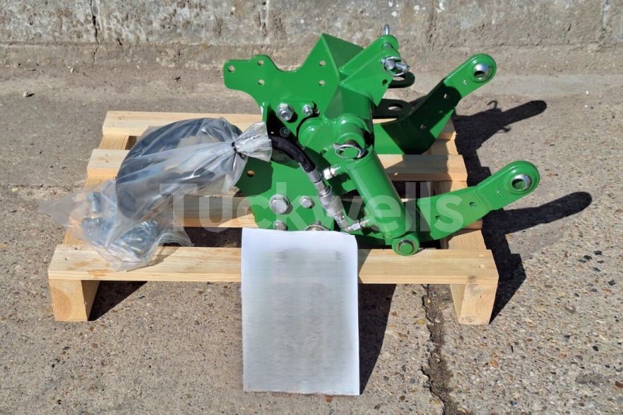 1026R & 2026R Front 3 Point Hitch (BLV10833) & Front PTO Mounting Kit