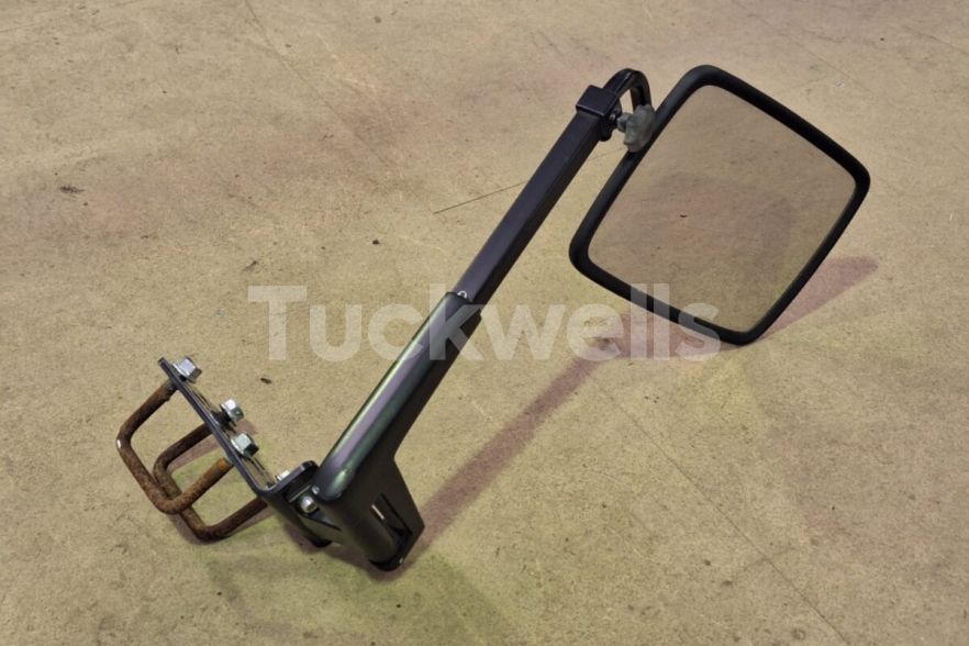 Pair of JD 4M Mirrors – BLV11035