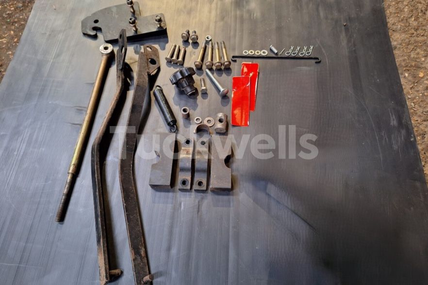 3520 Deck Lift Kit 60″