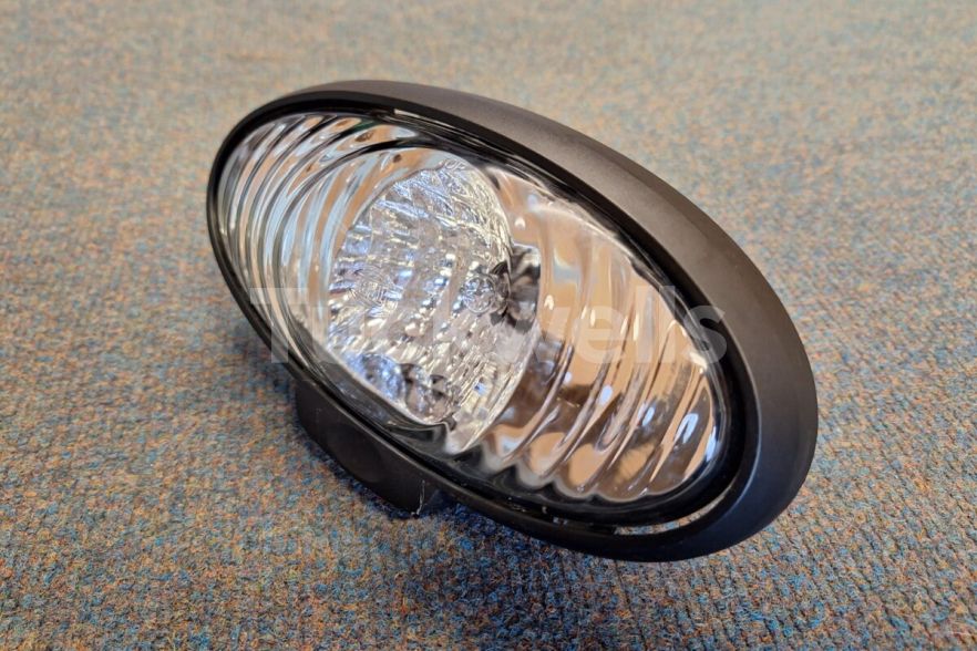 6R & 6M Oval Work Light (RE269637)
