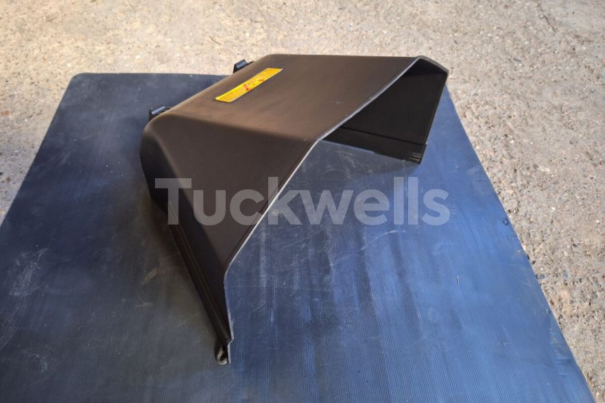 LR135 Grass Deflector