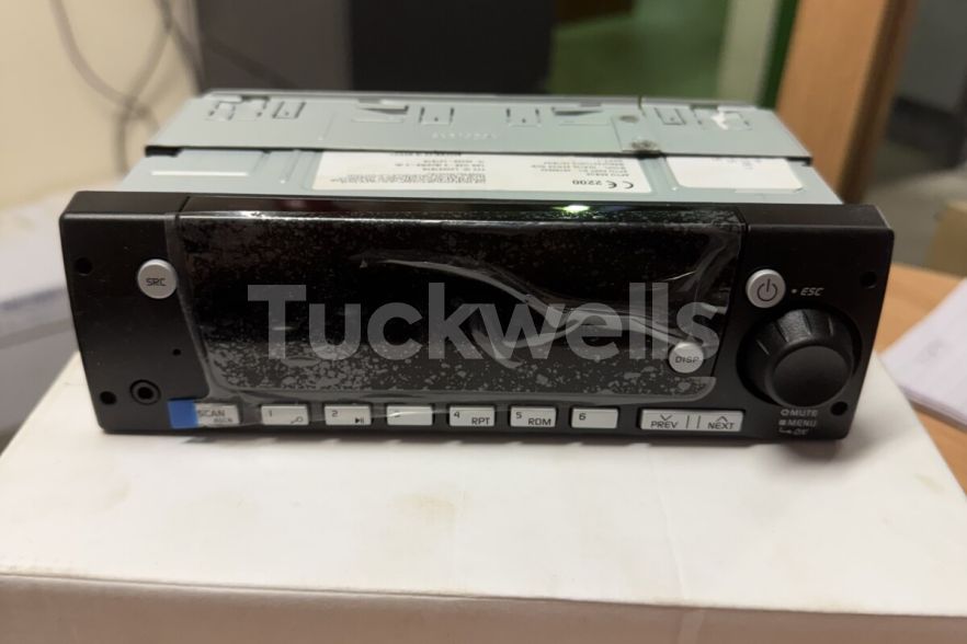 John Deere FM/AM Radio – TA29647