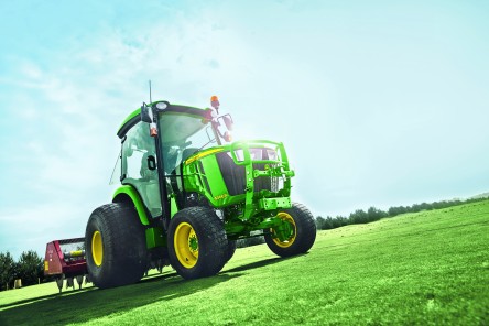 COMPACT UTILITY TRACTORS